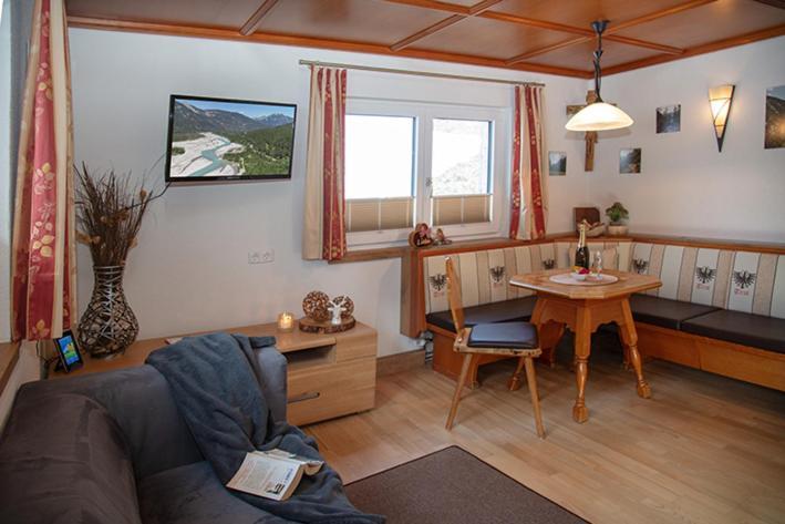 Ferienhaus Hochvogel Hinterhornbach Eksteriør billede